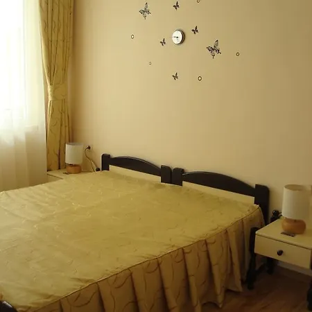 Guest house Kvartiri Kirilina Kiten (Burgas)